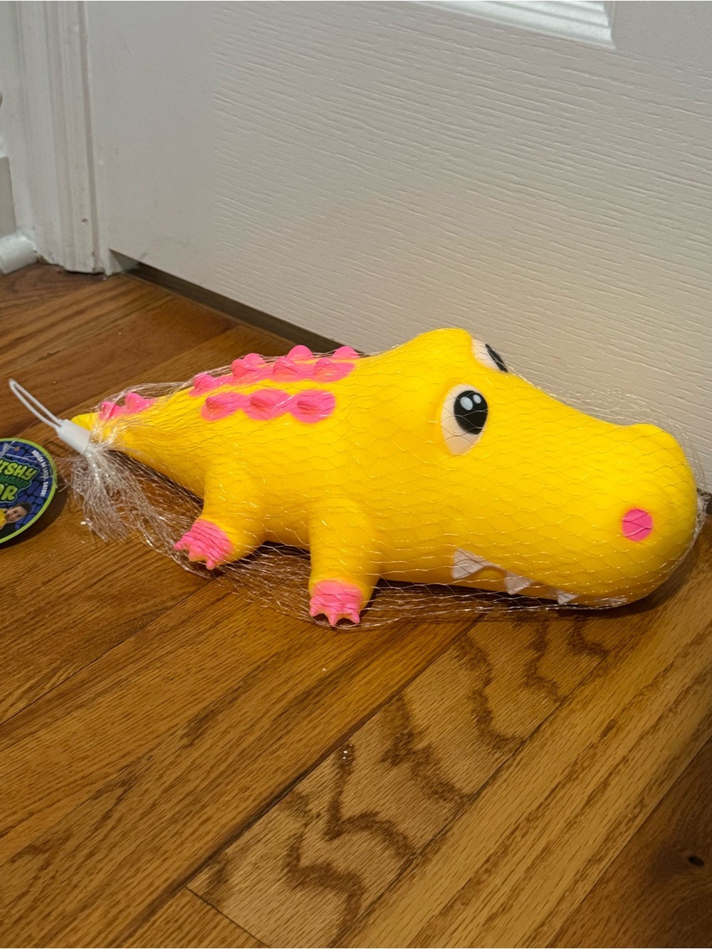 Jumbo squishy Squisheez Squeezable Gator New